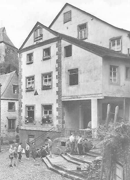 Jugendherberge - Gasthaus zum Fährmann
