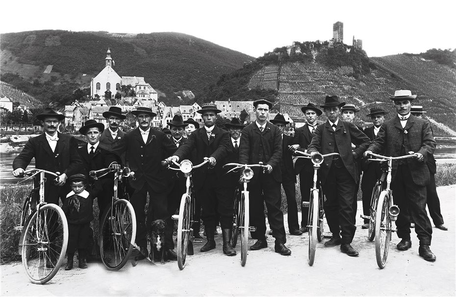 Radler vor Beilstein Radler vor Beilstein