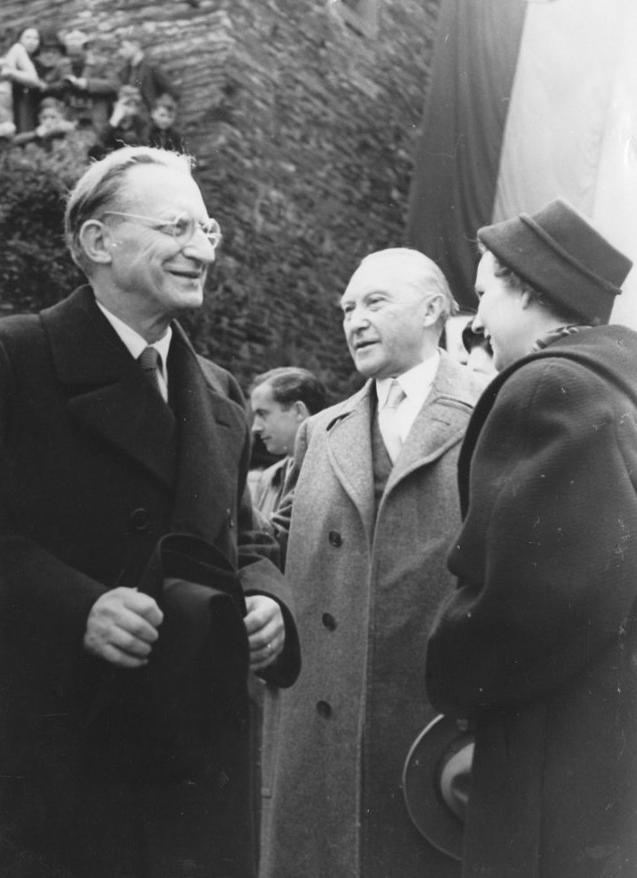 Foto Adenauer Â De Gasperi Â Marktplatz
